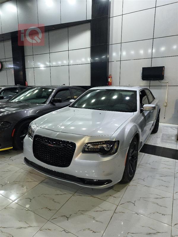 کرایسلەر 300 2023  بۆ فرۆشتن لە عێراق - دهۆک